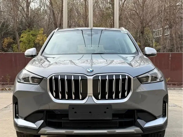 BMW X1 — Фото автомобиля 2