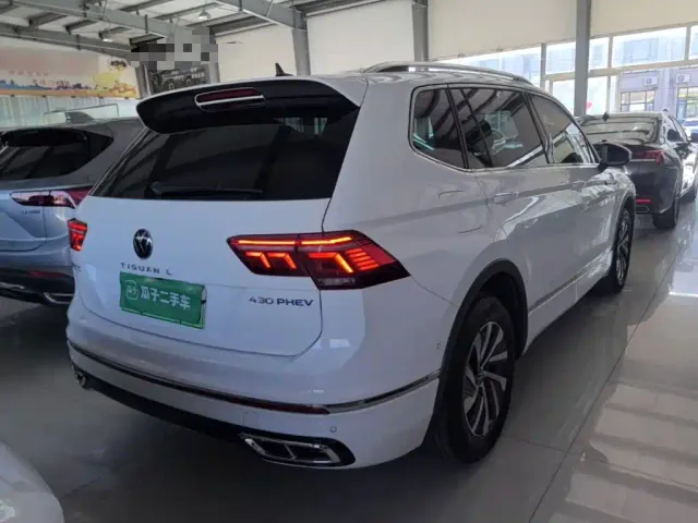 Volkswagen Tiguan L PHEV — Фото автомобиля 6