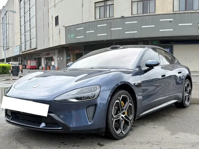 Xiaomi SU7 — Фото автомобиля 2