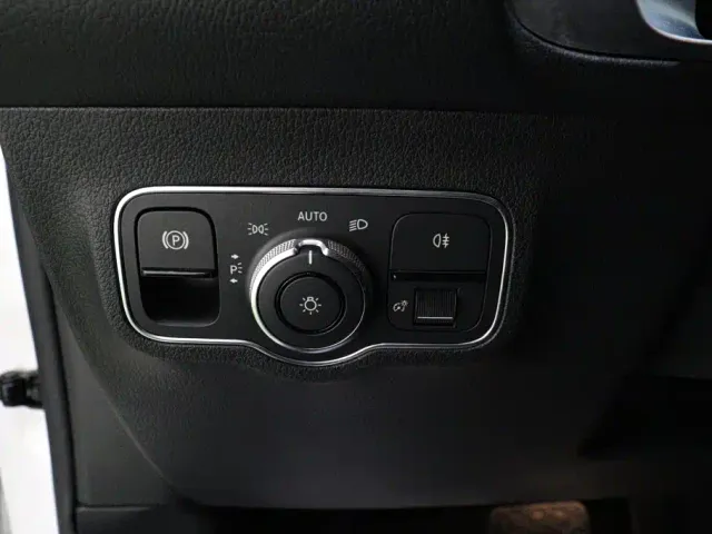 Mercedes-Benz GLB-Class — Фото автомобиля 17
