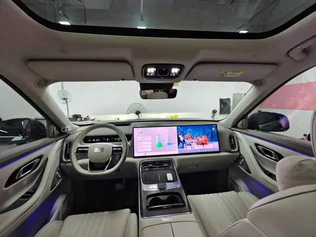 Geely Galaxy M9 — Фото автомобиля 12