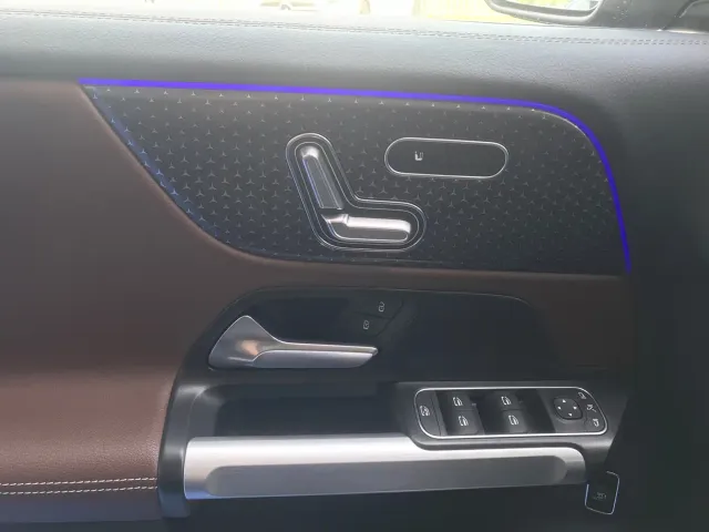 Mercedes-Benz GLB-Class — Фото автомобиля 11