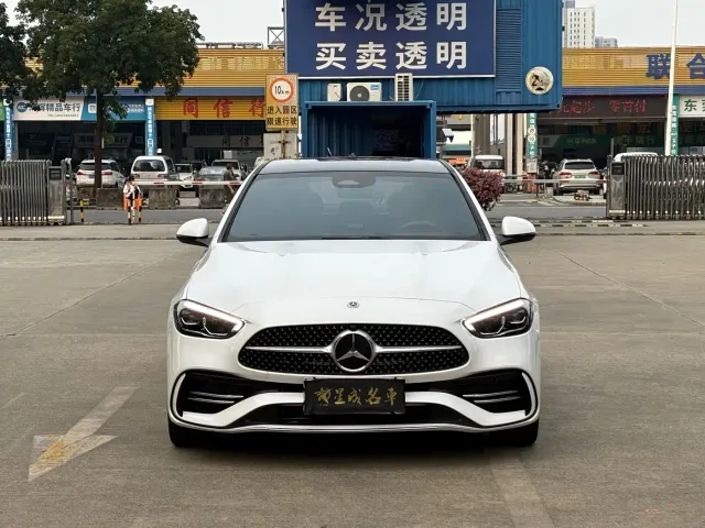 Mercedes-Benz C-Class — Фото автомобиля 2