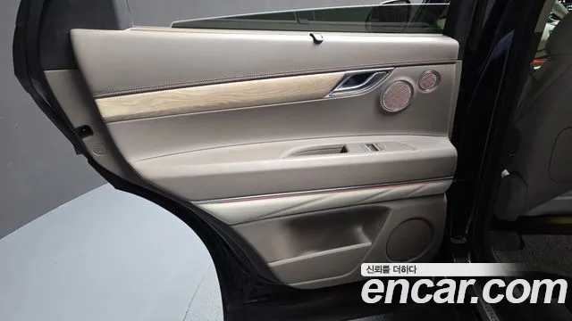Genesis GV80 — Фото автомобиля 14