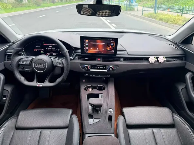 Audi A4L — Фото автомобиля 6