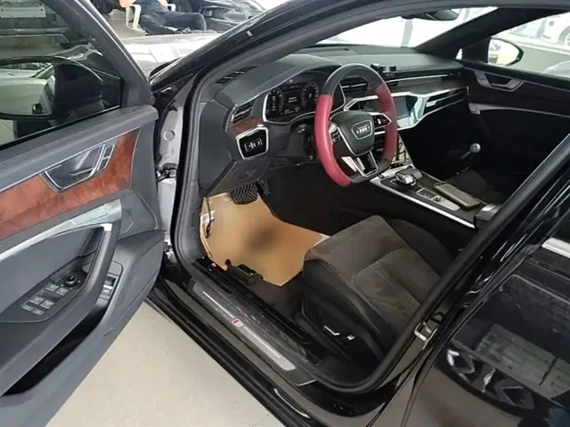 Audi A6L — Фото автомобиля 15
