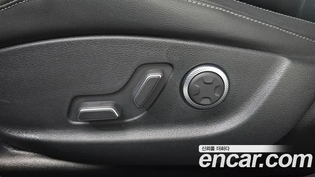 Genesis G80 Бензин 3.5 турбо AWD — Фото автомобиля 24