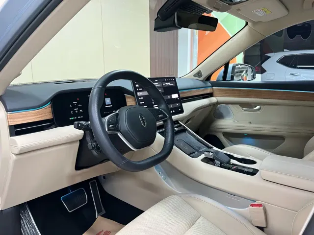 Aito M5 — Фото автомобиля 7