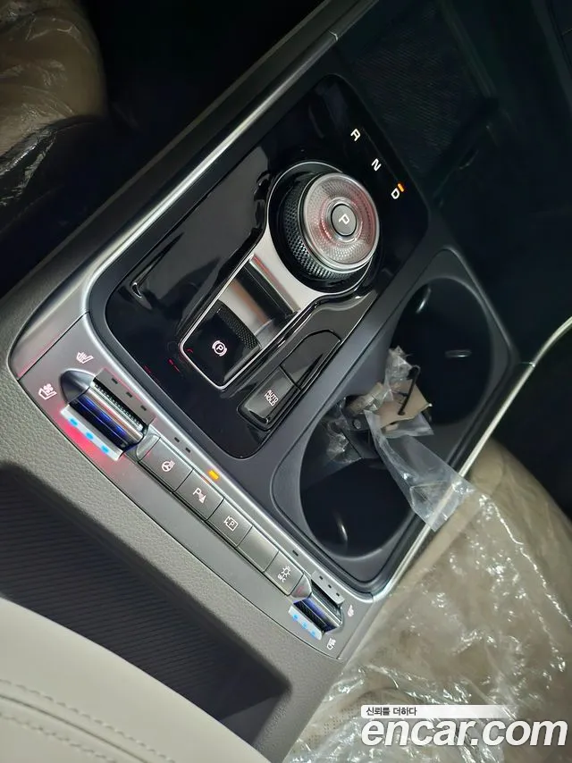 Kia Carnival — Фото автомобиля 9