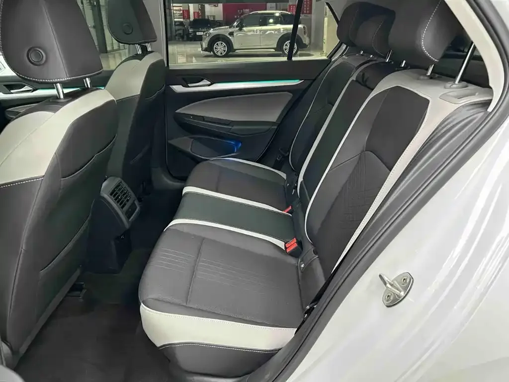 Volkswagen Golf 2021 280TSI DSG Pro — Фото автомобиля 20