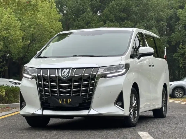 Фотография автомобиля — Toyota Alphard