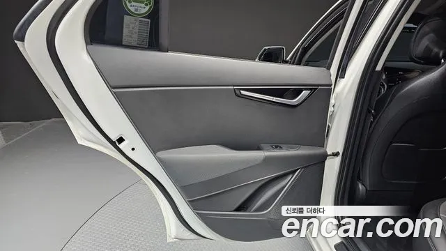 Kia Niro Niro (New) — Фото автомобиля 14