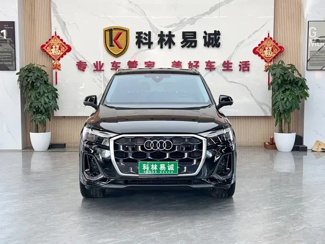 Audi Q7 — Фото автомобиля 2