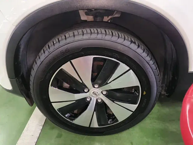 Volvo XC40 — Фото автомобиля 22