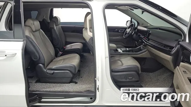 Kia Carnival — Фото автомобиля 11