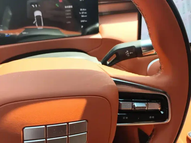 Geely Galaxy M7 — Фото автомобиля 16