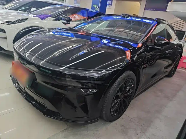 Фотография автомобиля — Zeekr 007 GT