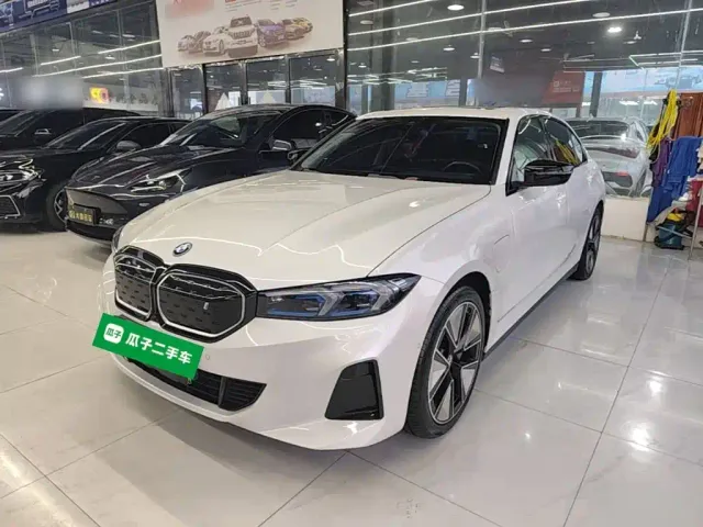 Фотография автомобиля — BMW i3