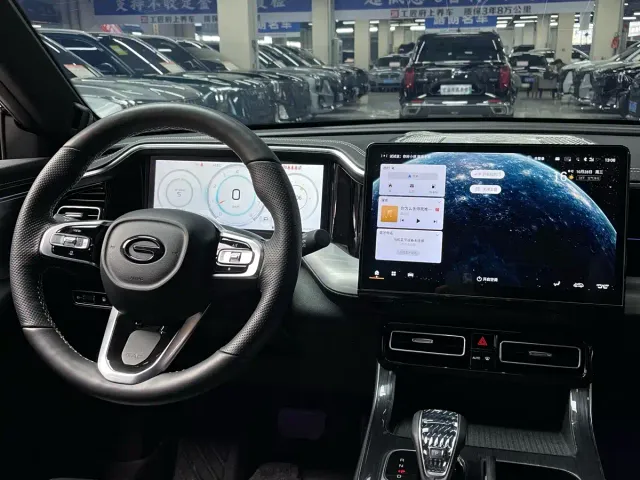 GAC Trumpchi GS8 — Фото автомобиля 22