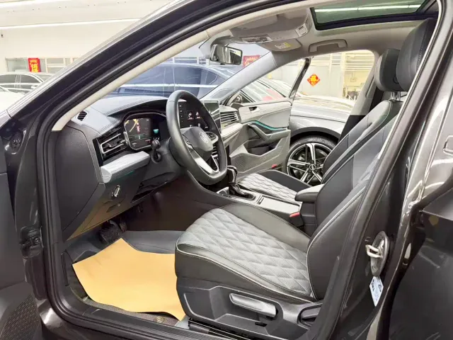 Volkswagen Sagitar — Фото автомобиля 7