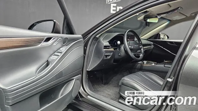 Genesis G80 Бензин 2.5 турбо AWD — Фото автомобиля 10