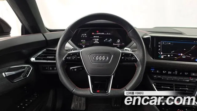 Audi RS e-tron GT — Фото автомобиля 13