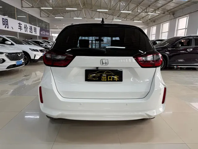 Honda Fit — Фото автомобиля 10