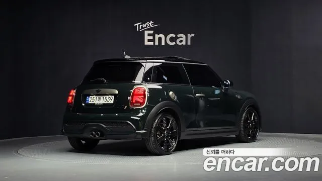 Mini Cooper — Фото автомобиля 2