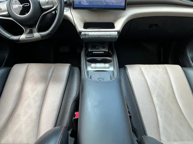 BYD Dolphin — Фото автомобиля 9