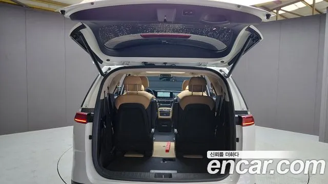 Kia Canival Carnival 4 поколение Дизель 7 мест Noblesse — Фото автомобиля 19