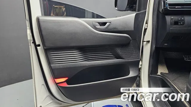 Hyundai Staria — Фото автомобиля 13