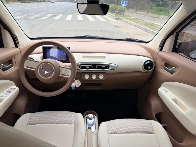 Wuling Hongguang Mini EV — Фото автомобиля 8