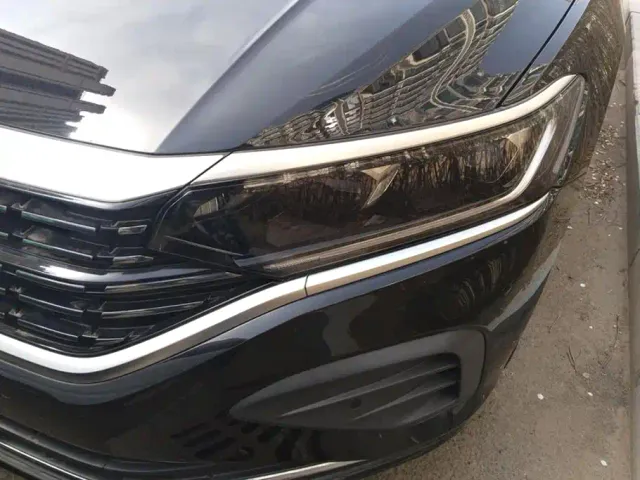 Volkswagen Passat — Фото автомобиля 5