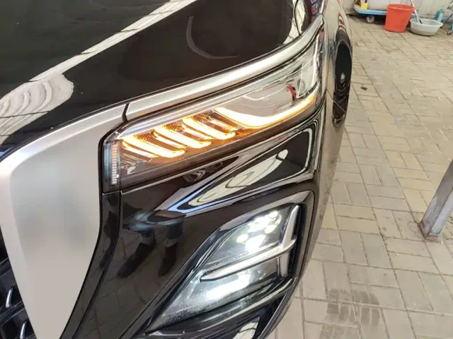 Hongqi HS5 — Фото автомобиля 23
