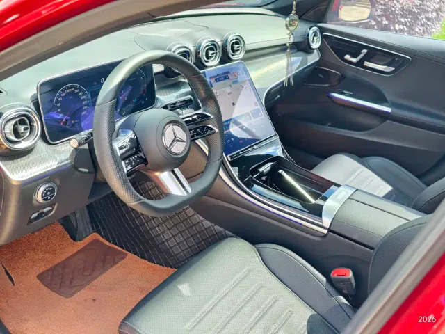Mercedes-Benz C-Class — Фото автомобиля 4