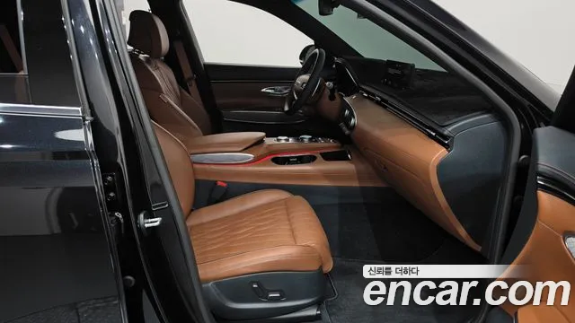 Genesis GV70 — Фото автомобиля 16