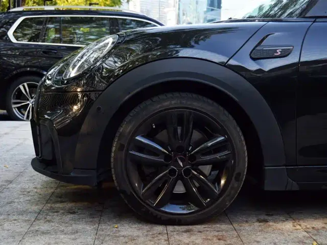 MINI Hatch — Фото автомобиля 5