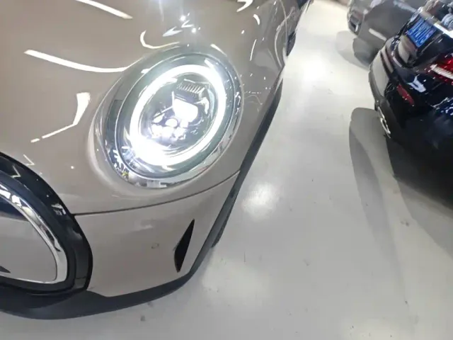 MINI Hatch — Фото автомобиля 23