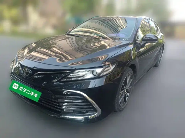 Фотография автомобиля — Toyota Camry