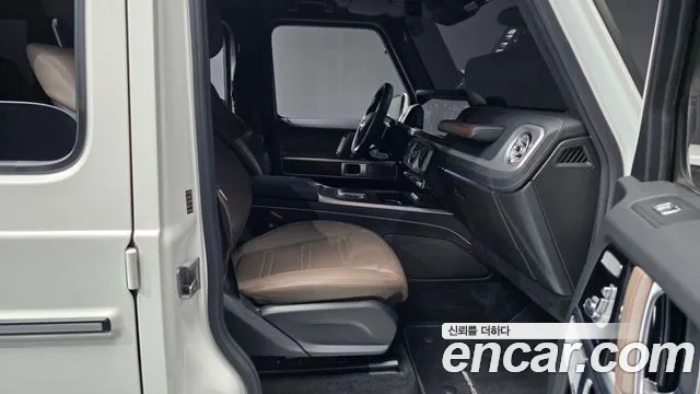 Mercedes-Benz G-Class — Фото автомобиля 11