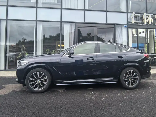 BMW X6 — Фото автомобиля 3