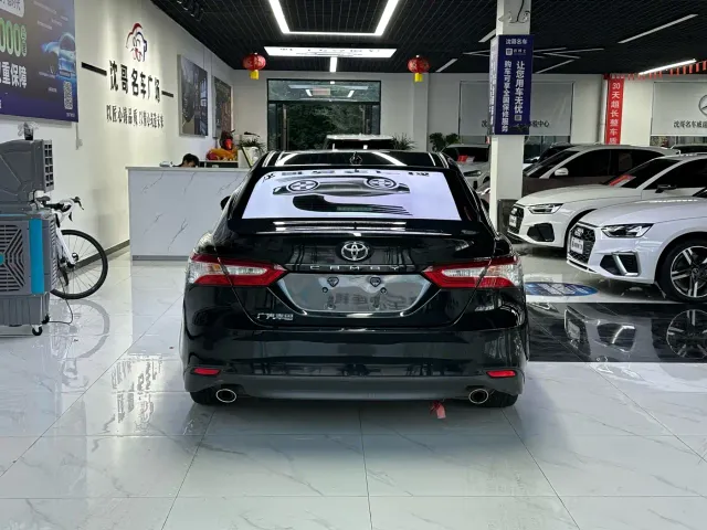Toyota Camry — Фото автомобиля 8