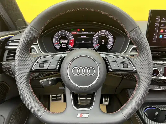 Audi S4 — Фото автомобиля 12