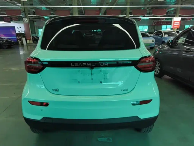 Leapmotor T03 — Фото автомобиля 5