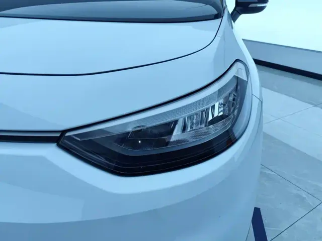 Volkswagen ID.3 — Фото автомобиля 5