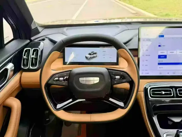 Geely Boyue L — Фото автомобиля 7
