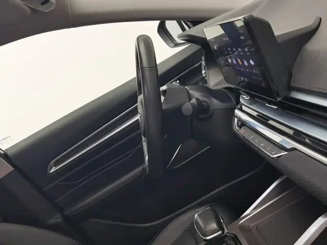 Geely Emgrand — Фото автомобиля 22