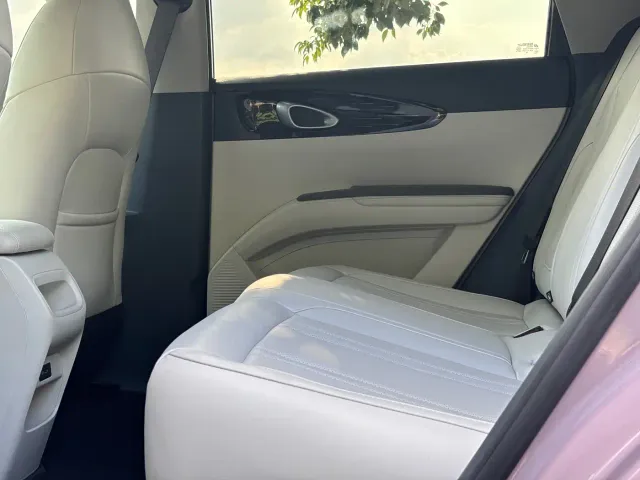 Geely Starry Wish — Фото автомобиля 7