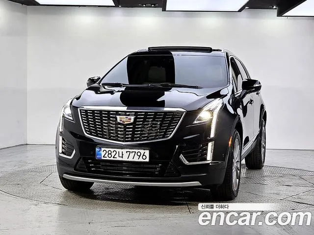 Cadillac XT5 — Фото автомобиля 3