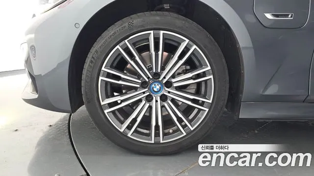 BMW 3-Series 3 серия (G20) — Фото автомобиля 5